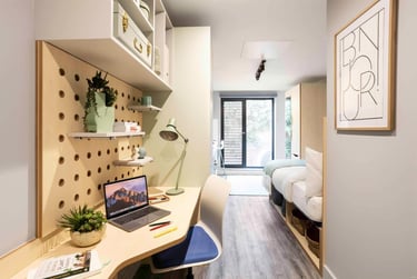 1 bed studio, University Road, City Centre, Belfast, BT71NH - Image 2